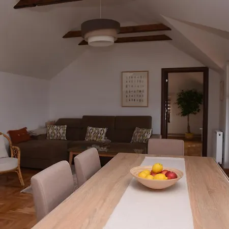 Διαμέρισμα Seosko Turisticko Domacinstvo Kajsija