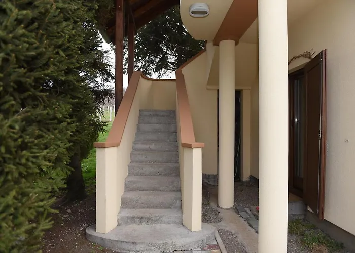 Seosko Turisticko Domacinstvo Kajsija Апартаменты Чачак